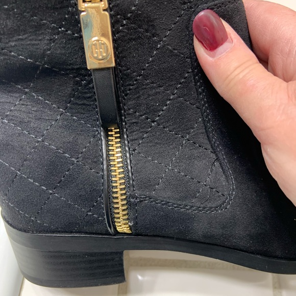 Excellent used Tommy Black Suede Ankle Boots - Picture 3 of 11